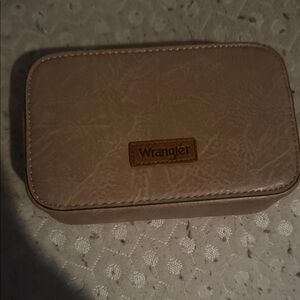 Wrangler Tan Faux-Leather Travel Case